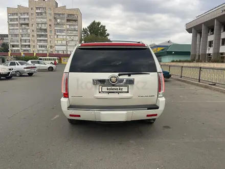 Cadillac Escalade 2013 года за 8 000 000 тг. в Уральск – фото 3