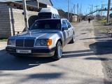 Mercedes-Benz E 230 1992 года за 2 700 000 тг. в Шымкент