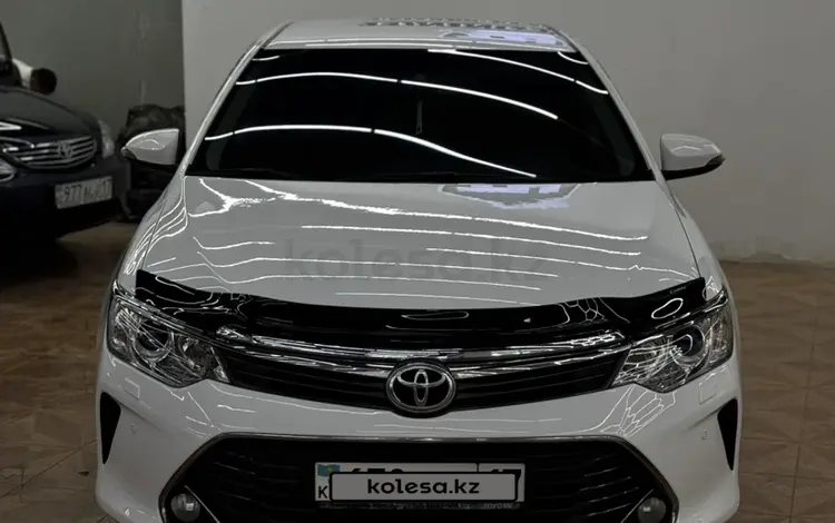 Toyota Camry 2015 года за 11 200 000 тг. в Шымкент