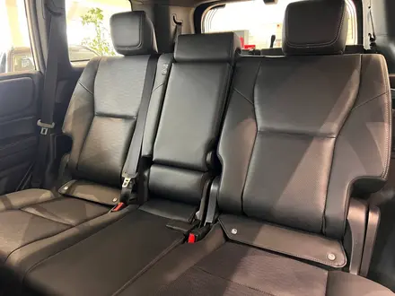 Toyota Land Cruiser Prado Luxe+ 2025 года за 48 957 839 тг. в Алматы – фото 20