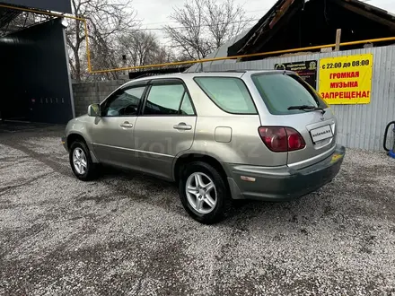 Lexus RX 300 2000 года за 4 550 000 тг. в Тараз – фото 2