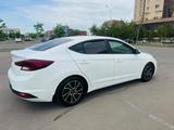 Hyundai Elantra 2019 годаүшін7 500 000 тг. в Астана – фото 2