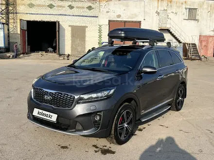 Kia Sorento 2019 года за 13 000 000 тг. в Караганда