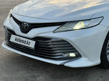 Toyota Camry 2020 года за 11 200 000 тг. в Уральск – фото 10