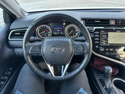 Toyota Camry 2020 года за 11 200 000 тг. в Уральск – фото 20