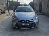 Toyota Camry 2015 года за 10 000 000 тг. в Шымкент – фото 2