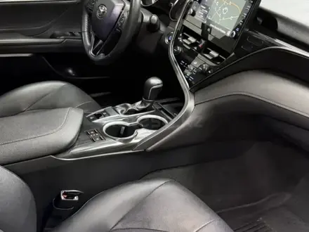 Toyota Camry 2021 года за 16 300 000 тг. в Кызылорда – фото 9