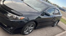 Toyota Camry 2014 годаүшін7 100 000 тг. в Астана – фото 2