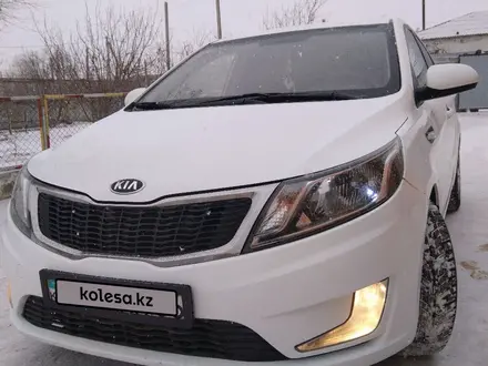 Kia Rio 2015 года за 4 300 000 тг. в Атырау