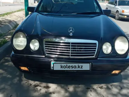 Mercedes-Benz E 230 1996 года за 3 800 000 тг. в Кызылорда – фото 2