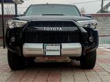 Toyota 4Runner 2016 годаүшін21 000 000 тг. в Алматы