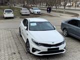 Kia K5 2020 года за 10 290 000 тг. в Экибастуз – фото 2