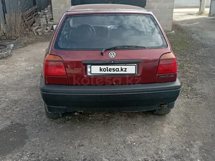 Volkswagen Golf 1994 года за 1 500 000 тг. в Астана – фото 3