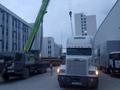 Freightliner  FLD 2000 года за 8 000 000 тг. в Алматы