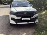 Toyota Land Cruiser 2016 года за 40 000 000 тг. в Астана