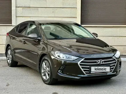 Hyundai Elantra 2018 года за 7 000 000 тг. в Астана – фото 2