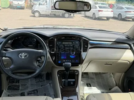 Toyota Highlander 2003 года за 6 800 000 тг. в Алматы – фото 12