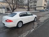 Skoda Superb 2012 года за 5 300 000 тг. в Алматы – фото 4