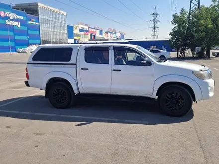 Toyota Hilux 2012 года за 9 500 000 тг. в Алматы – фото 3