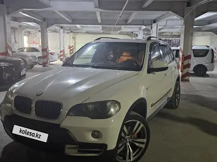 BMW X5 2008 года за 5 000 000 тг. в Атырау – фото 2