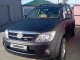 Toyota Fortuner 2006 годаүшін8 250 000 тг. в Усть-Каменогорск – фото 2