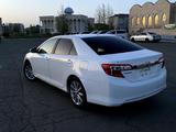 Toyota Camry 2014 года за 7 200 000 тг. в Уральск – фото 3