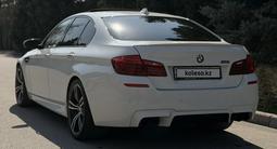 BMW M5 2012 годаүшін25 000 000 тг. в Алматы – фото 4