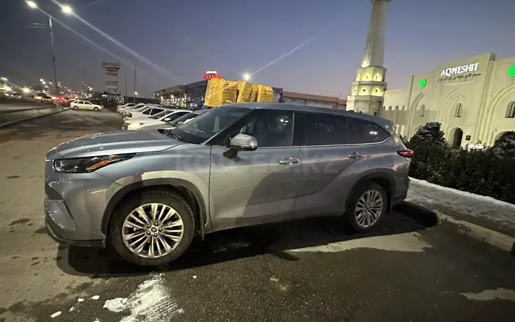 Toyota Highlander 2022 года за 24 500 000 тг. в Шымкент