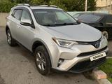 Toyota RAV4 2015 года за 10 500 000 тг. в Алматы – фото 2