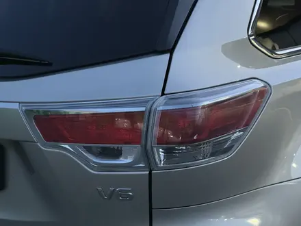 Toyota Highlander 2014 года за 19 000 000 тг. в Семей – фото 10