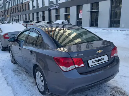 Chevrolet Cruze 2013 года за 4 300 000 тг. в Астана – фото 3