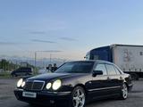 Mercedes-Benz E 280 1999 годаүшін4 800 000 тг. в Кызылорда