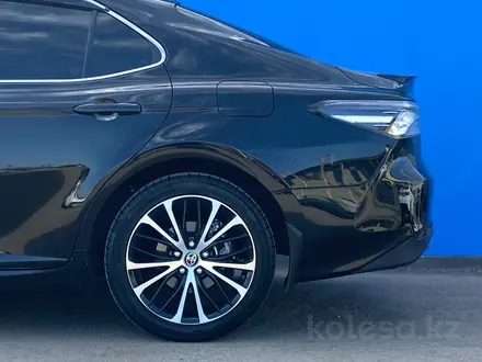 Toyota Camry 2020 года за 14 790 000 тг. в Алматы – фото 7