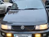 Volkswagen Passat 1993 годаүшін1 500 000 тг. в Астана – фото 4