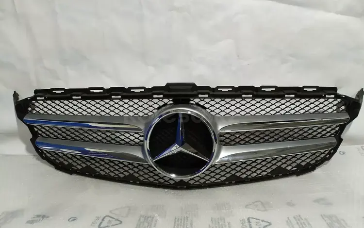 Решетка центральная радиатора на Mercedes-Benz w205 C класса за 60 000 тг. в Алматы
