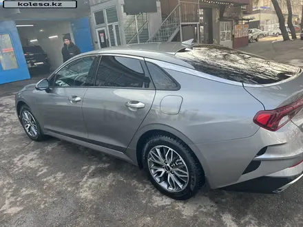 Kia K5 2023 года за 14 500 000 тг. в Алматы – фото 4