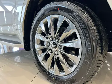 Toyota Land Cruiser Premium+ 2025 года за 72 427 409 тг. в Алматы – фото 11