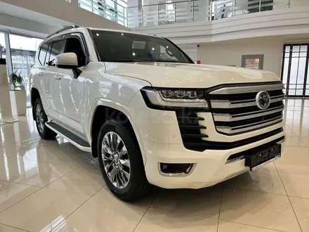 Toyota Land Cruiser Premium+ 2025 года за 72 427 409 тг. в Алматы – фото 4