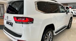 Toyota Land Cruiser Premium+ 2025 годаүшін72 427 409 тг. в Алматы – фото 5