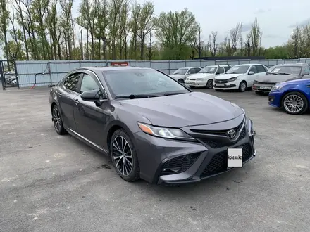 Toyota Camry 2018 года за 7 497 750 тг. в Алматы – фото 3
