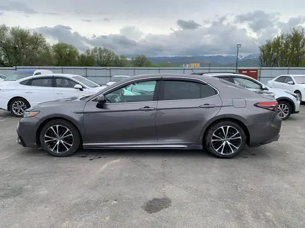 Toyota Camry 2018 года за 7 497 750 тг. в Алматы – фото 7