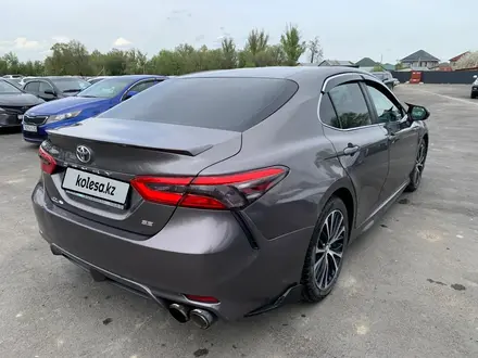 Toyota Camry 2018 года за 7 497 750 тг. в Алматы – фото 4