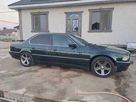 BMW 730 1995 года за 3 000 000 тг. в Алматы – фото 24
