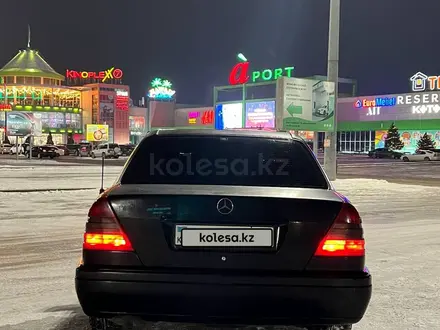 Mercedes-Benz C 180 1997 года за 1 900 000 тг. в Алматы – фото 5