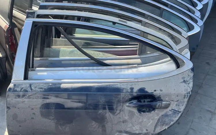 Дверь на Мерседес w219 cls за 32 000 тг. в Алматы