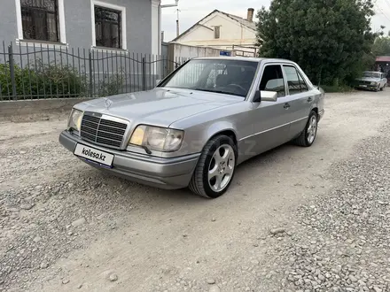 Mercedes-Benz E 220 1994 года за 5 000 000 тг. в Туркестан – фото 5