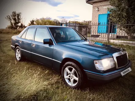 Mercedes-Benz E 260 1991 года за 1 290 000 тг. в Астана – фото 5