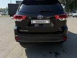 Toyota Highlander 2015 года за 12 500 000 тг. в Уральск – фото 3