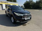 Toyota Highlander 2015 года за 12 500 000 тг. в Уральск – фото 2