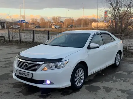 Toyota Camry 2013 года за 7 200 000 тг. в Актобе – фото 3